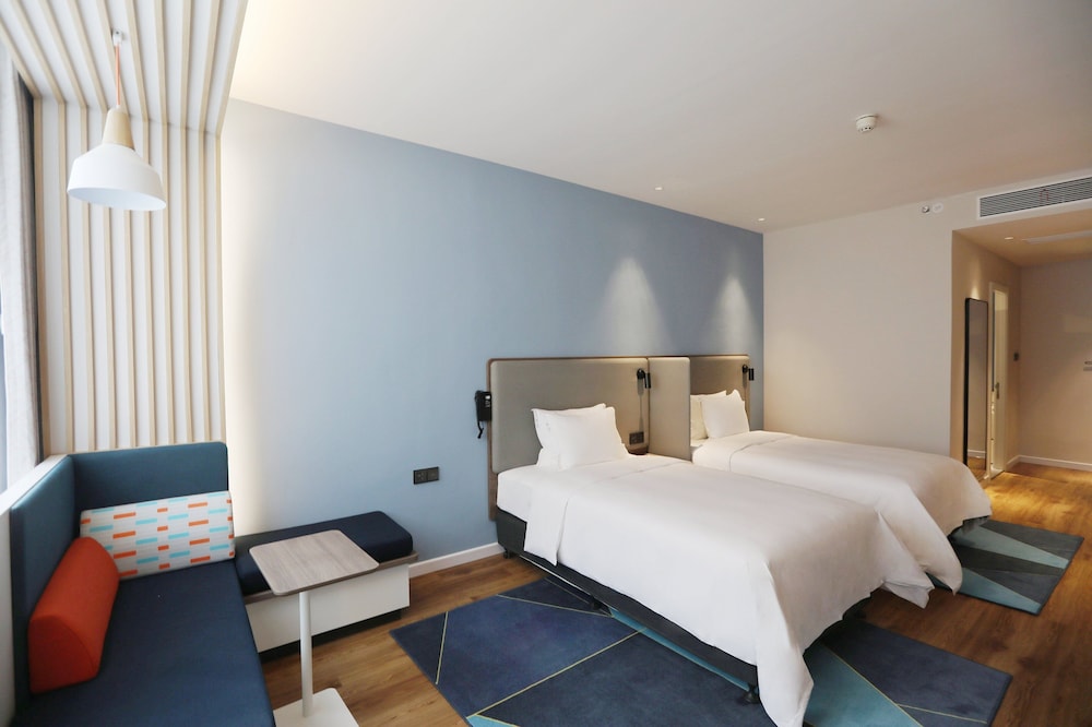 holiday inn express shantou city center by ihg
