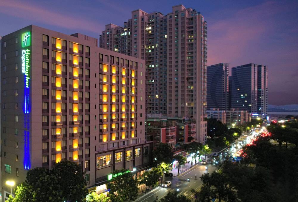 holiday inn express shantou city center by ihg