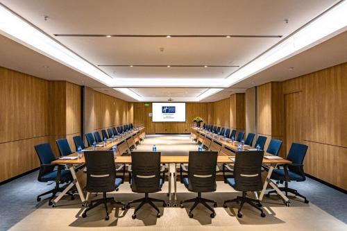holiday inn express shantou city center by ihg