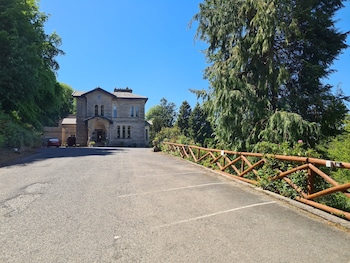 mansfield house hotel