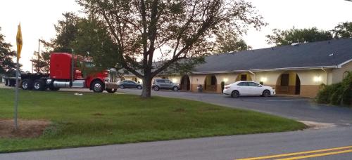 loyalty inn rockingham