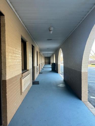 loyalty inn rockingham