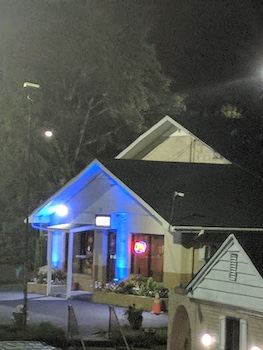 loyalty inn rockingham