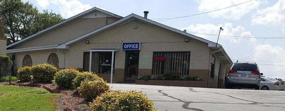 loyalty inn rockingham