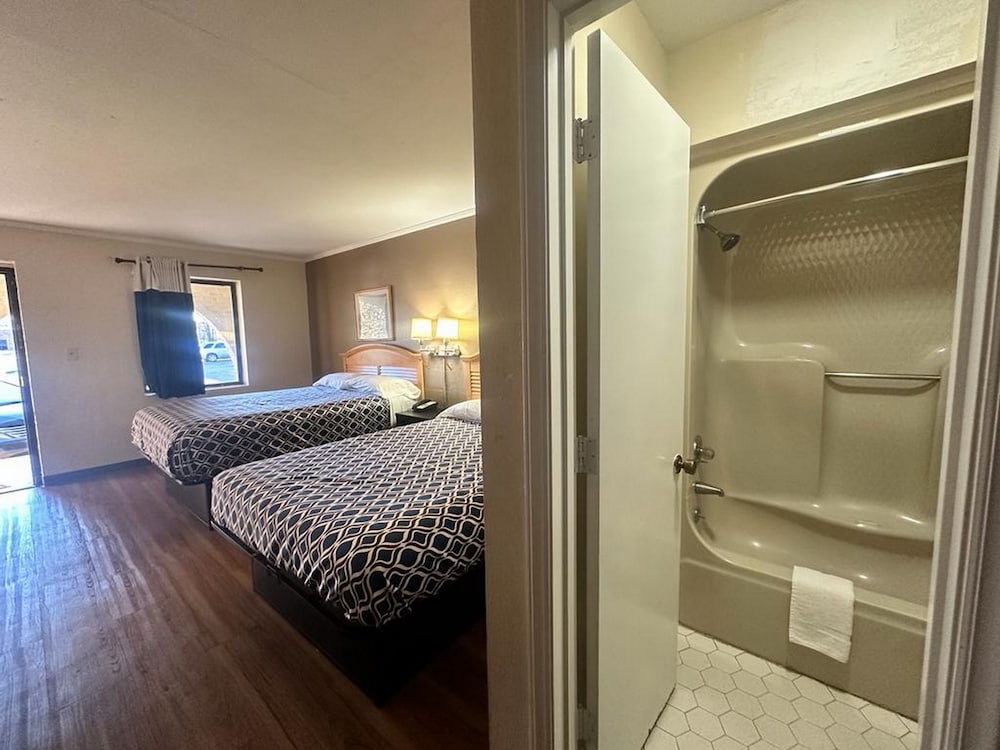 loyalty inn rockingham