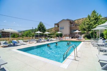 ellopia point hotel