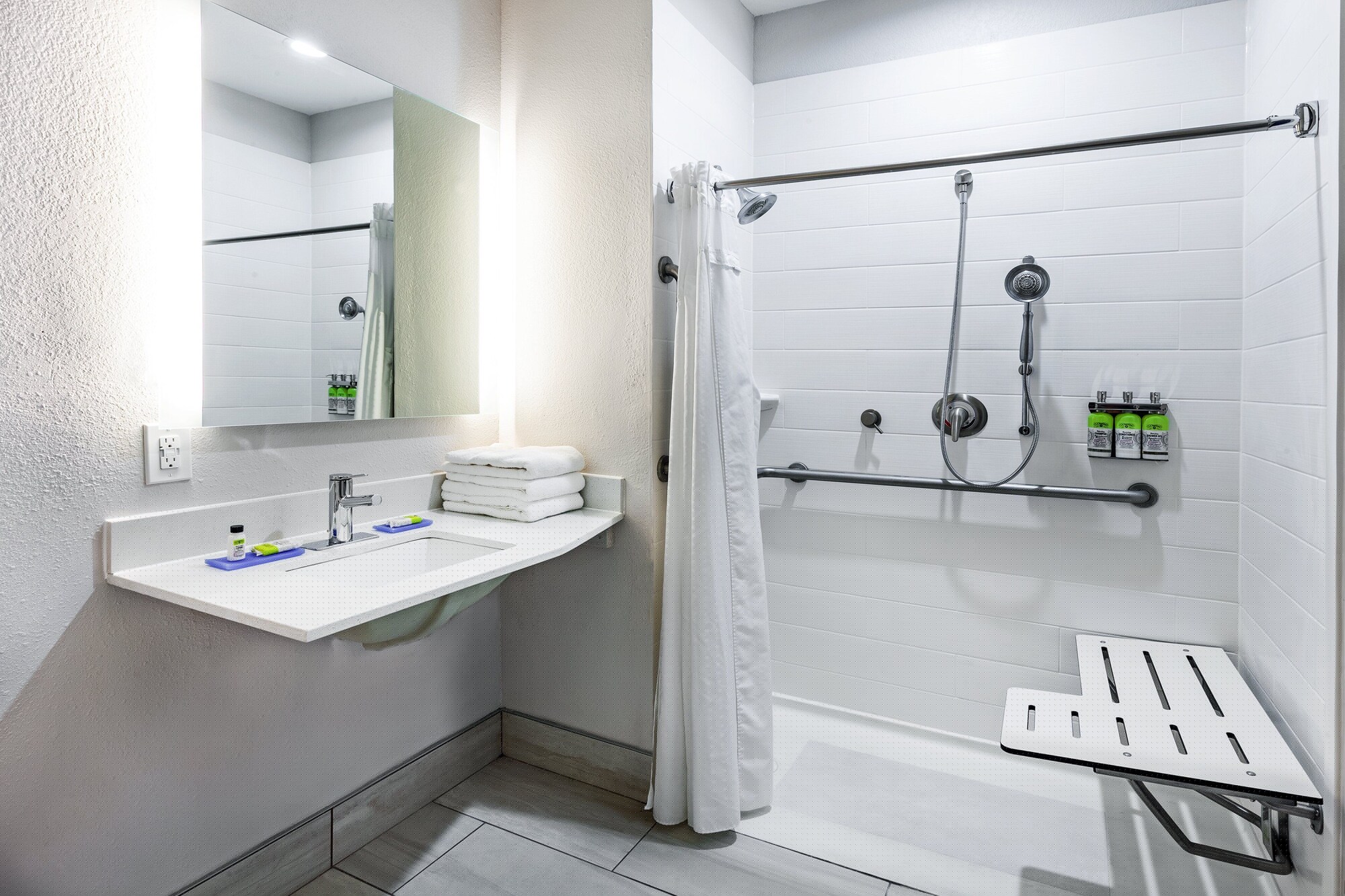holiday inn express and suites port lavaca by ihg