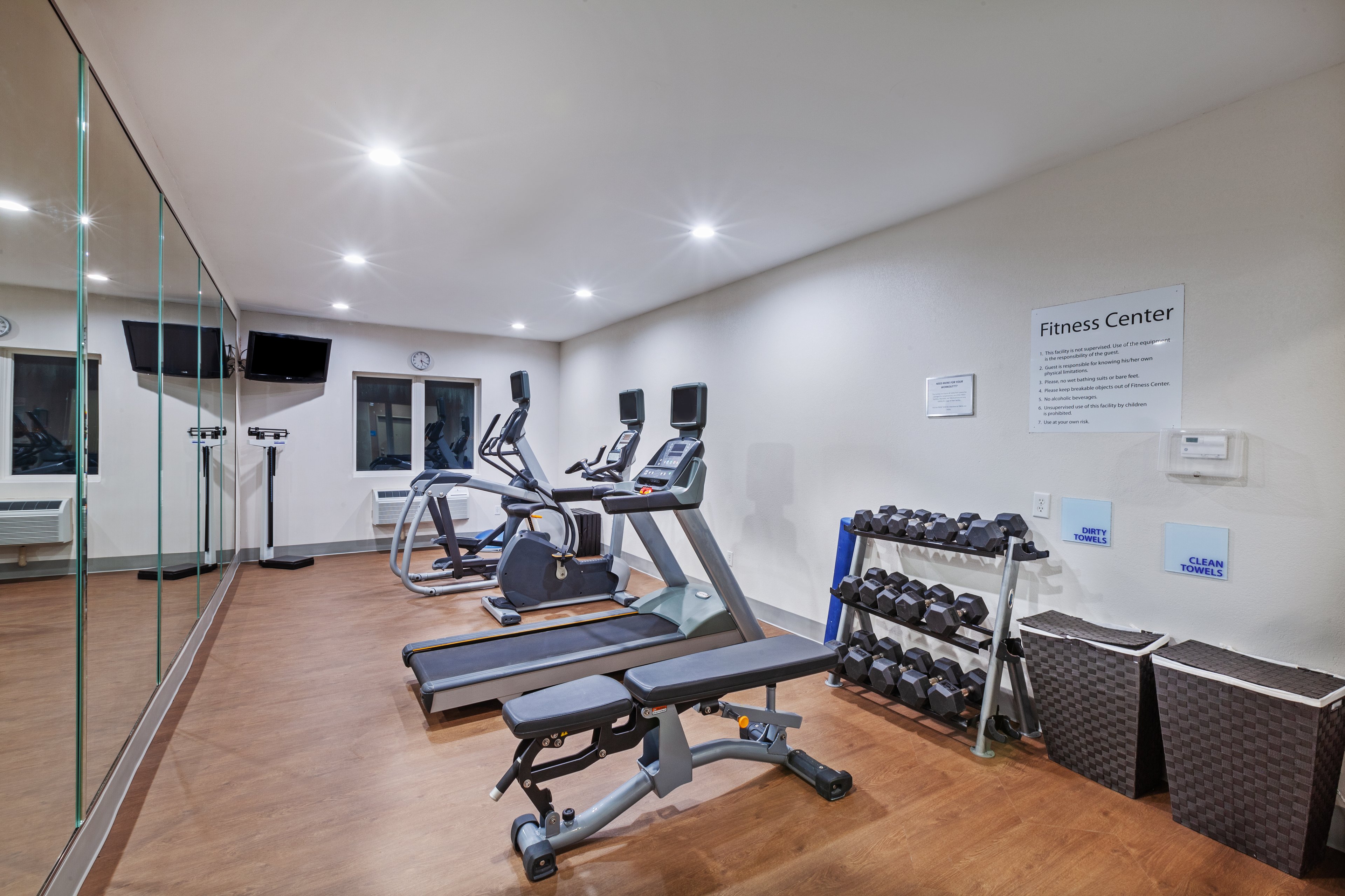 holiday inn express and suites port lavaca by ihg