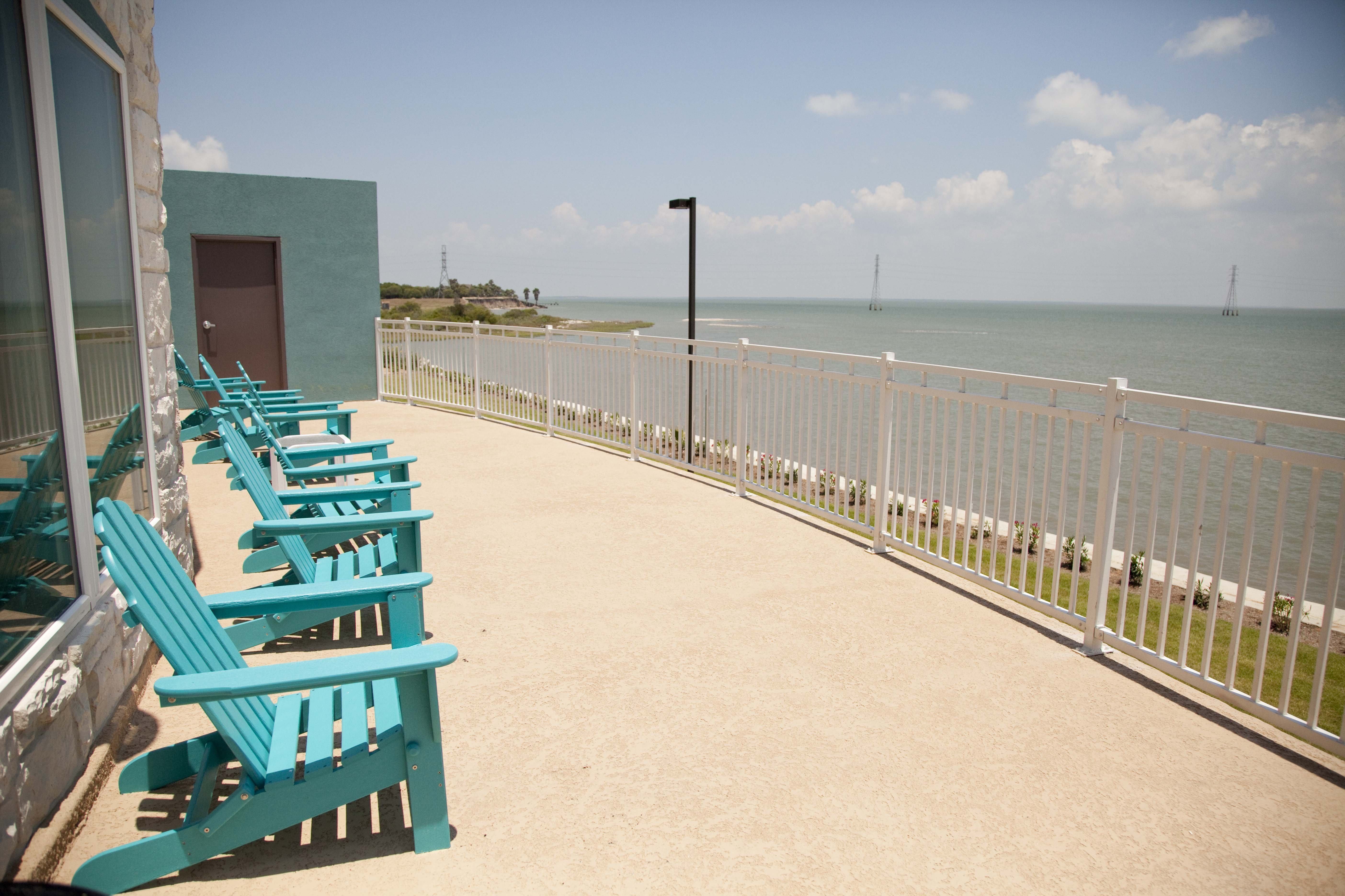 holiday inn express and suites port lavaca by ihg