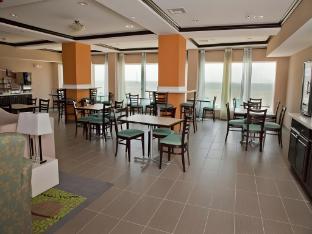 holiday inn express and suites port lavaca by ihg