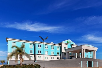 Holiday Inn Express & Suites Port Lavaca By Ihg,Near Lighthouse Beach,3 star