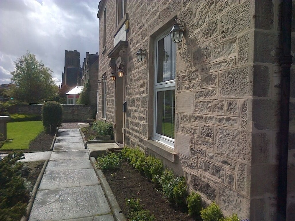 aurora hotel and italian restaurant