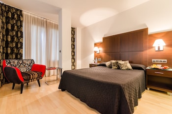 hotel yit conquista de granada