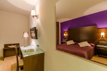 hotel yit conquista de granada