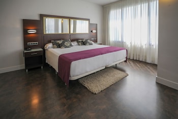 hotel yit conquista de granada