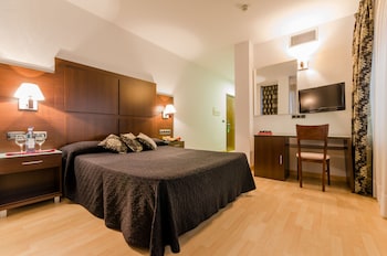 hotel yit conquista de granada