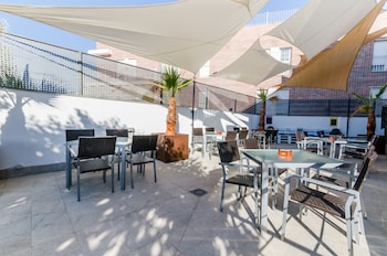 hotel yit conquista de granada