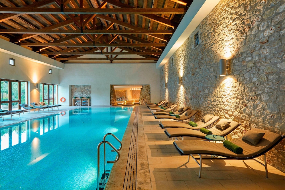 the romanos a luxury collection resort costa navarino