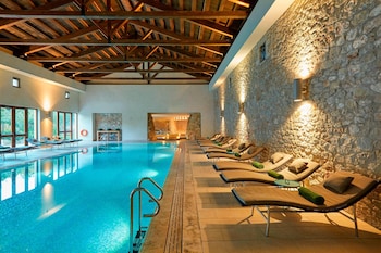 the romanos a luxury collection resort costa navarino