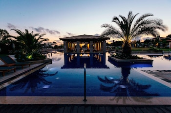 the romanos a luxury collection resort costa navarino