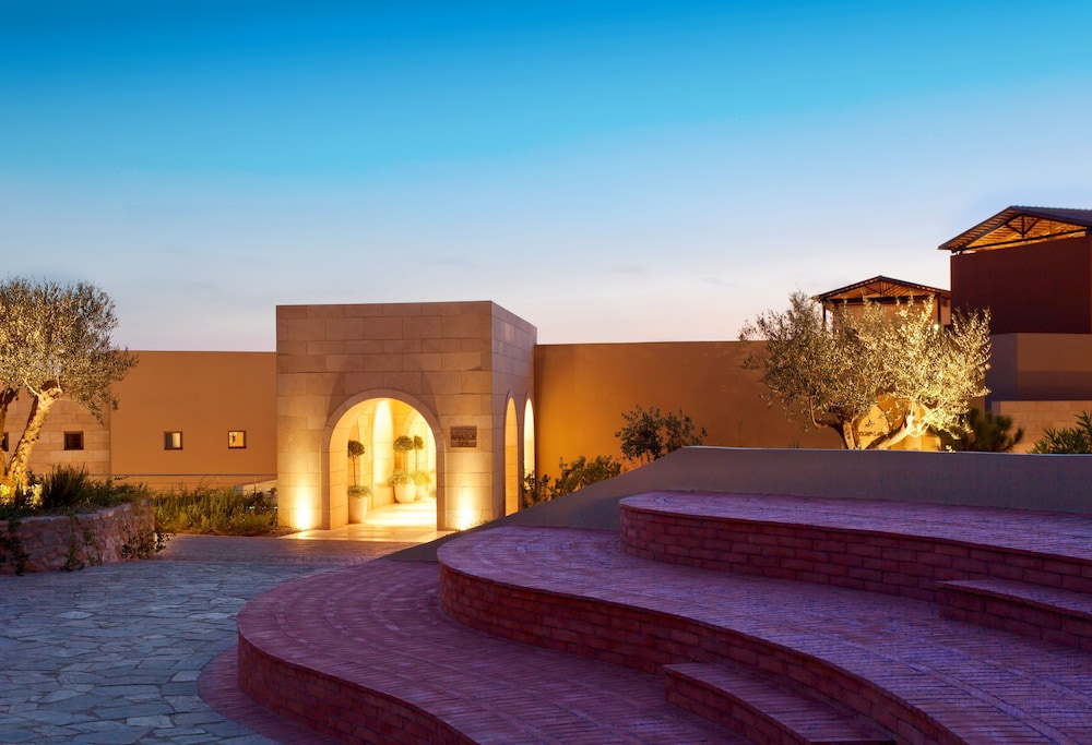 the romanos a luxury collection resort costa navarino