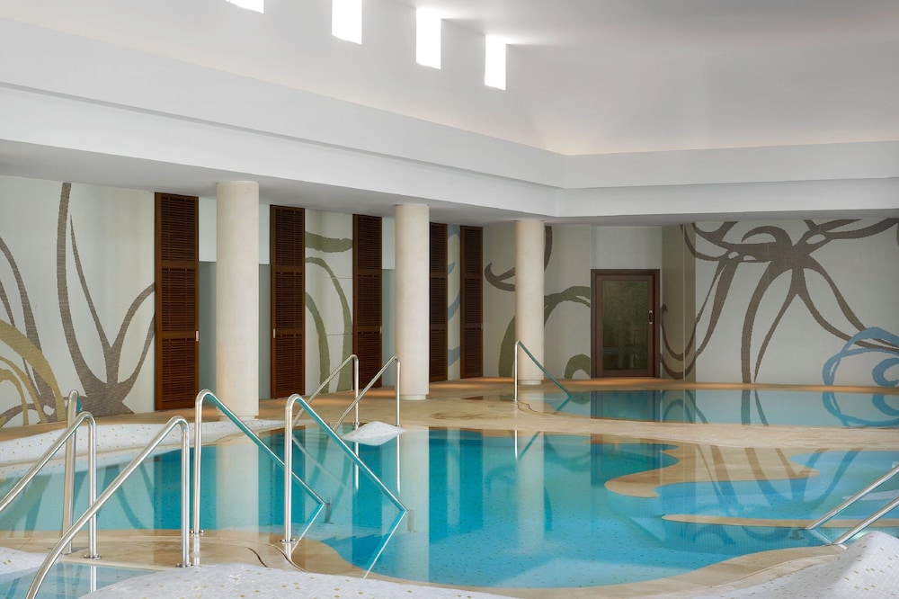 the romanos a luxury collection resort costa navarino