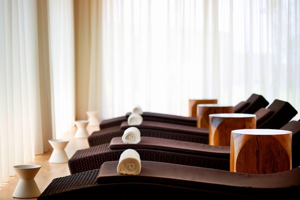 the romanos a luxury collection resort costa navarino
