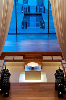 the romanos a luxury collection resort costa navarino