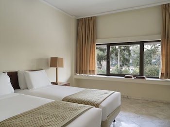 kalamaki beach resort
