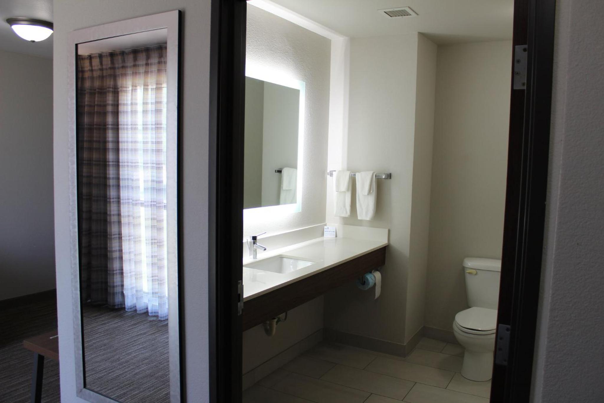 holiday inn express and suites ponca city by ihg