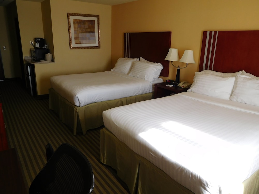 holiday inn express and suites ponca city by ihg