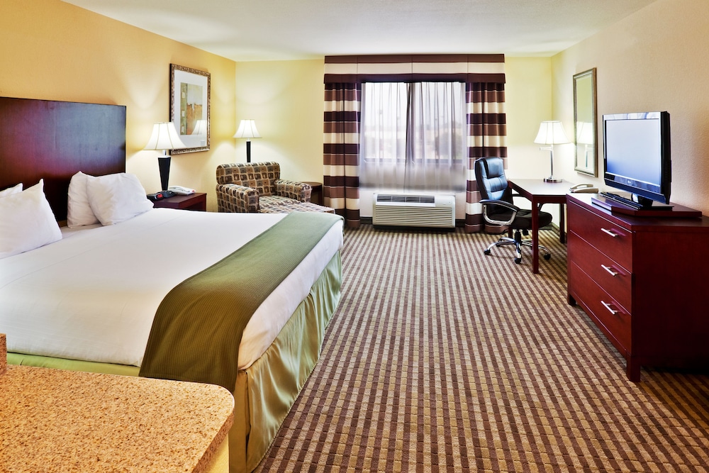 holiday inn express and suites ponca city by ihg