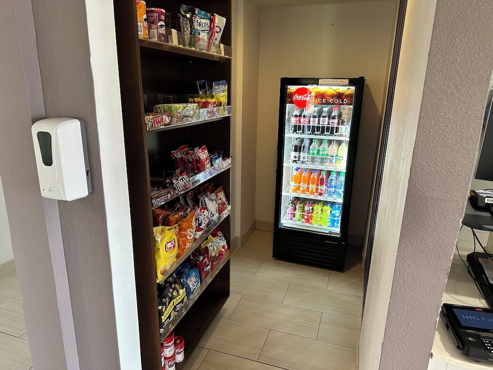 holiday inn express and suites ponca city by ihg