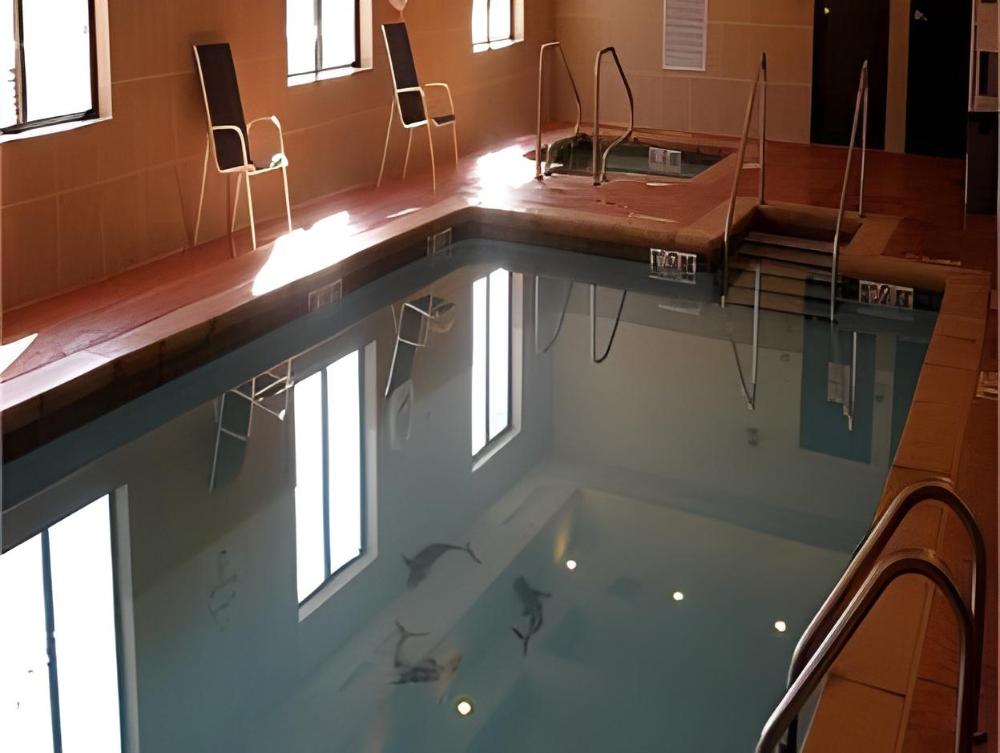 holiday inn express and suites guthrie north edmond by ihg