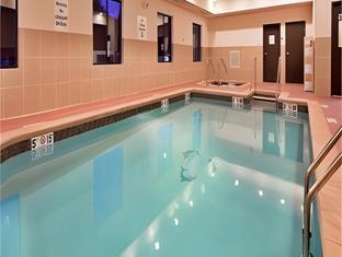 holiday inn express and suites guthrie north edmond by ihg