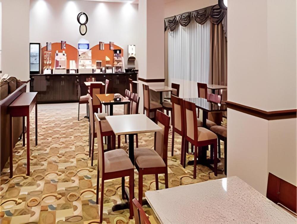 holiday inn express and suites guthrie north edmond by ihg