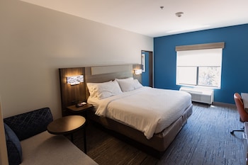 holiday inn express and suites guthrie north edmond by ihg