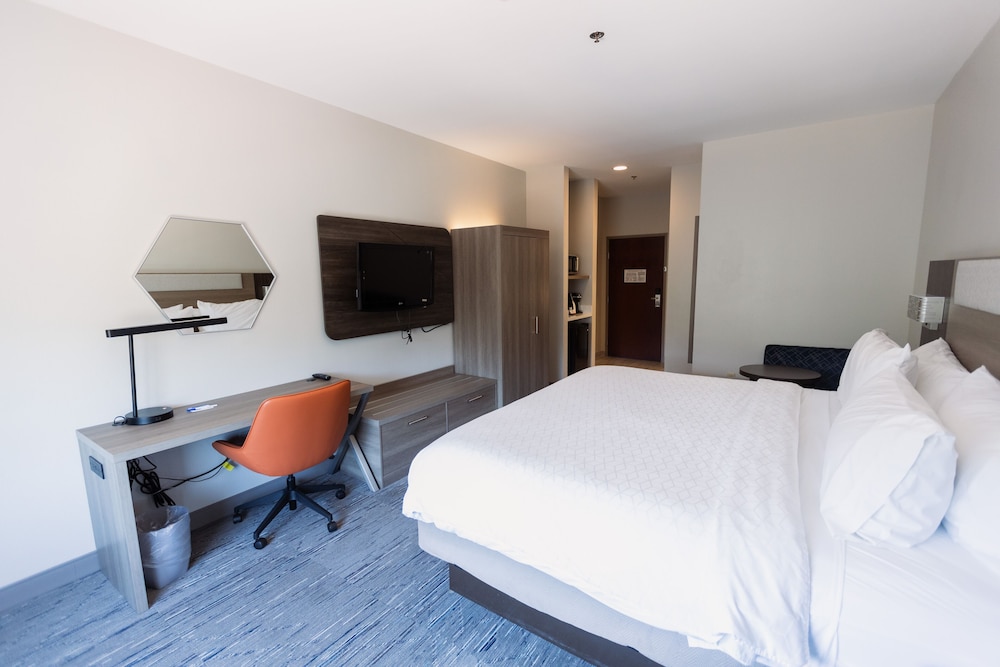 holiday inn express and suites guthrie north edmond by ihg