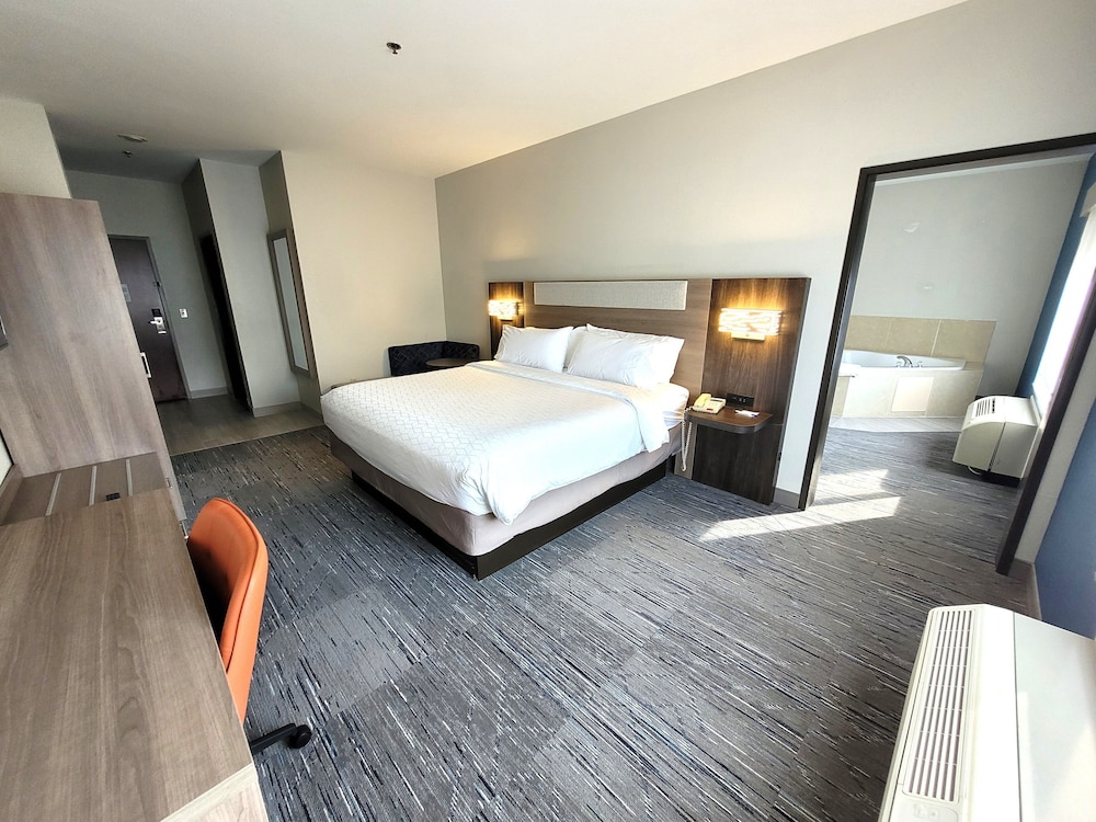 holiday inn express and suites guthrie north edmond by ihg