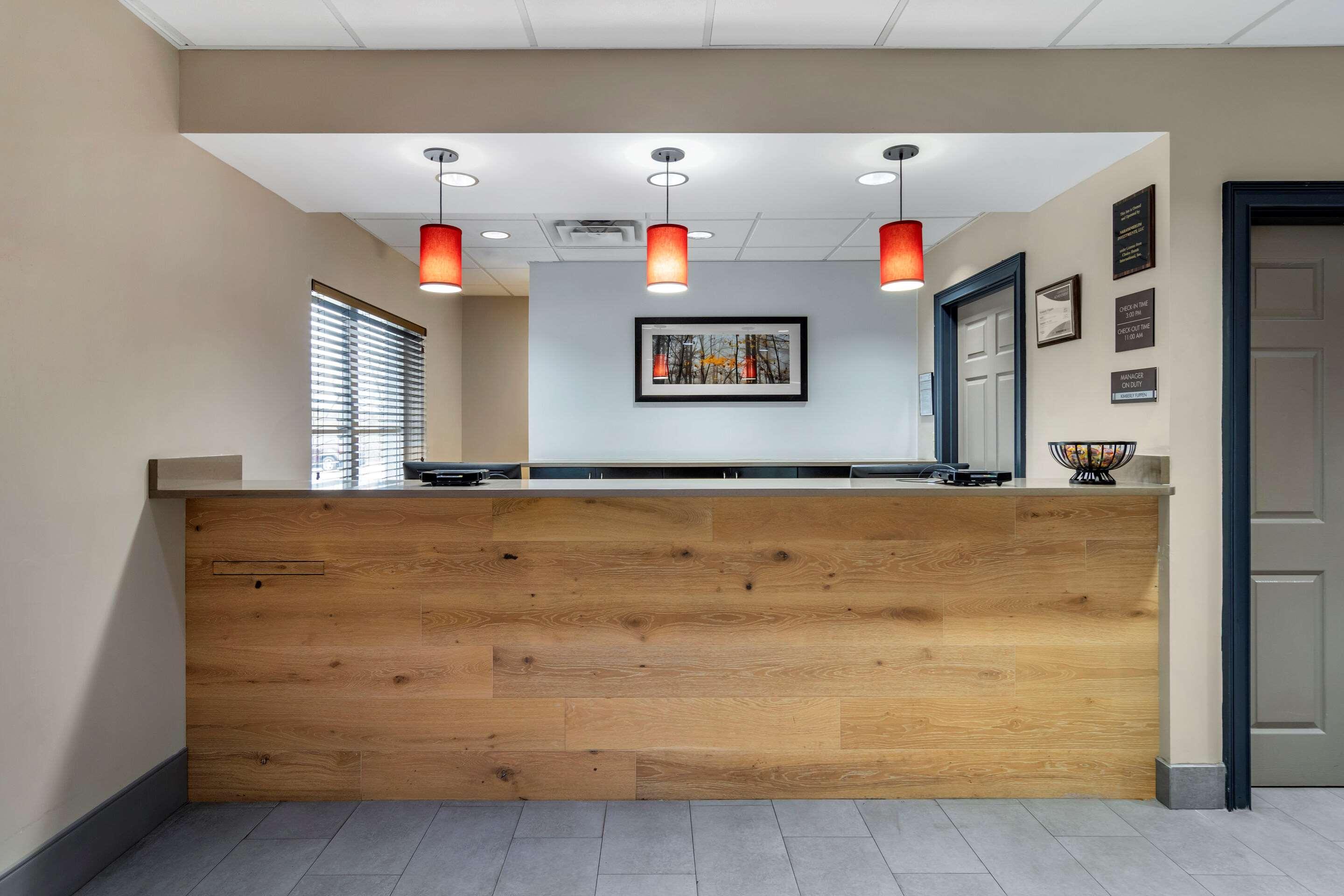 comfort inn and suites calhoun south