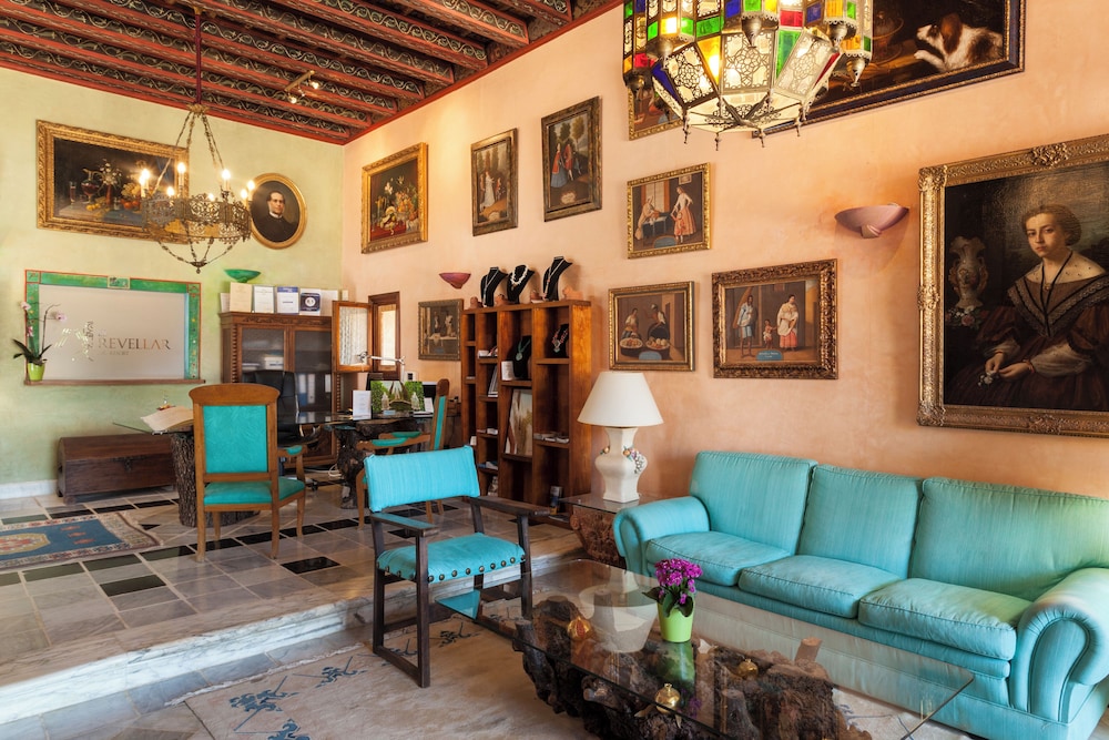 es revellar art resort adults only