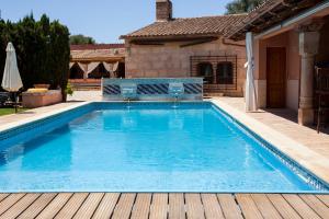 es revellar art resort adults only