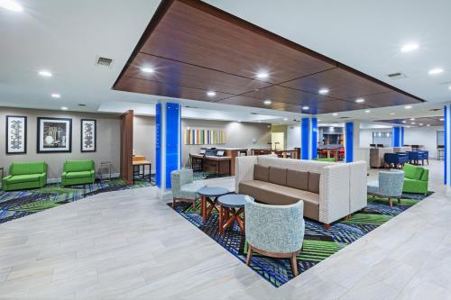 holiday inn express and suites longview south i20 by ihg