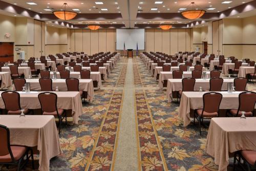 holiday inn stevens point convention ctr by ihg