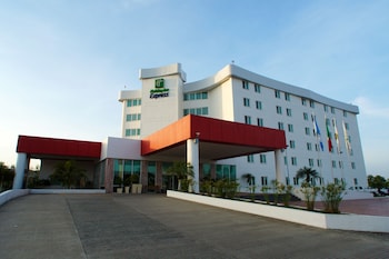 holiday inn express tapachula chis by ihg