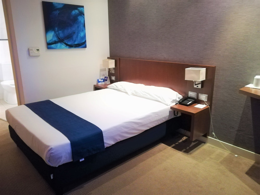 holiday inn express reggio emilia by ihg