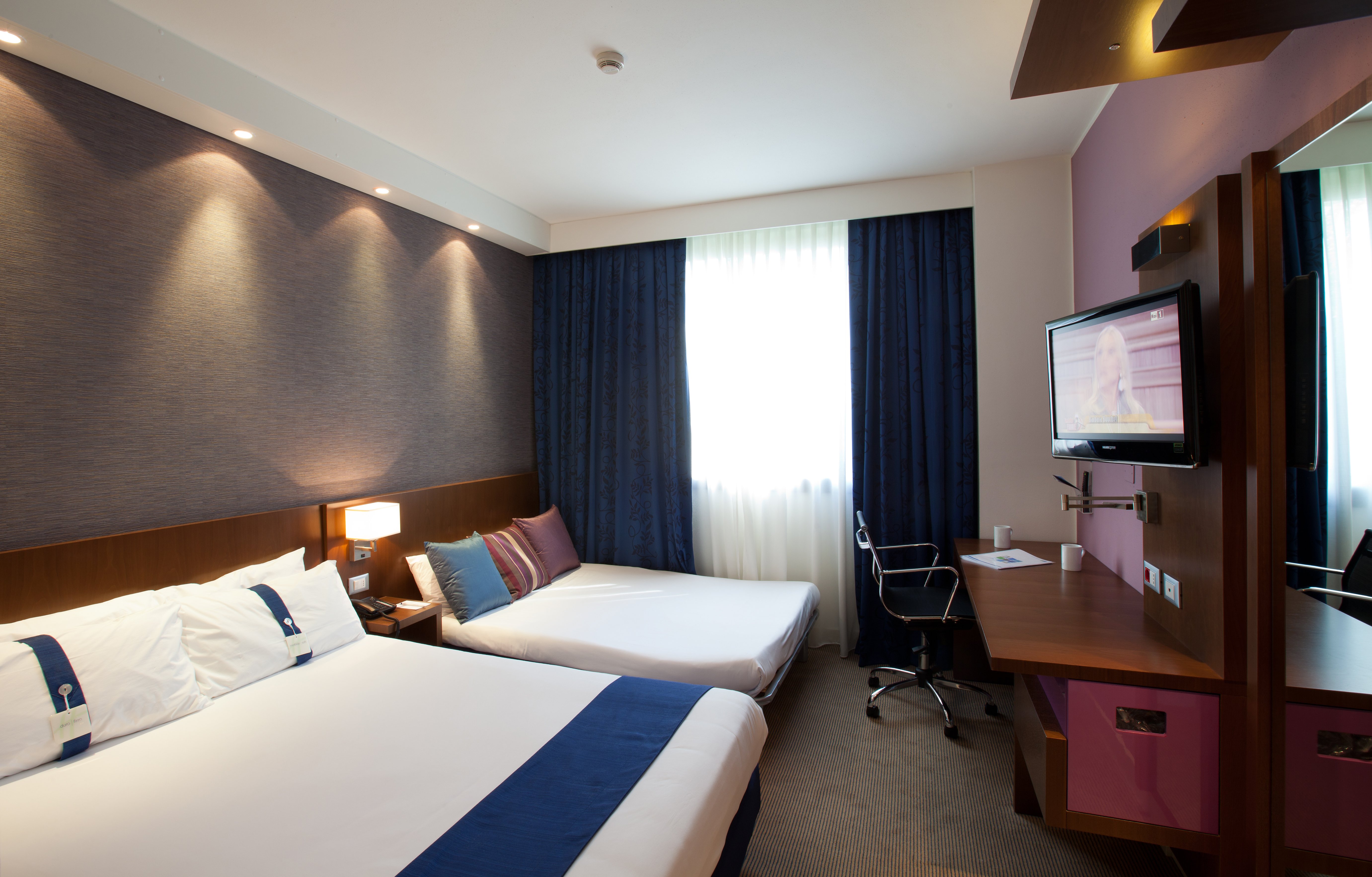 holiday inn express reggio emilia by ihg