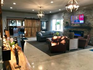 american inn north kansas city