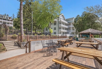 the shore club wisconsin ascend hotel collection