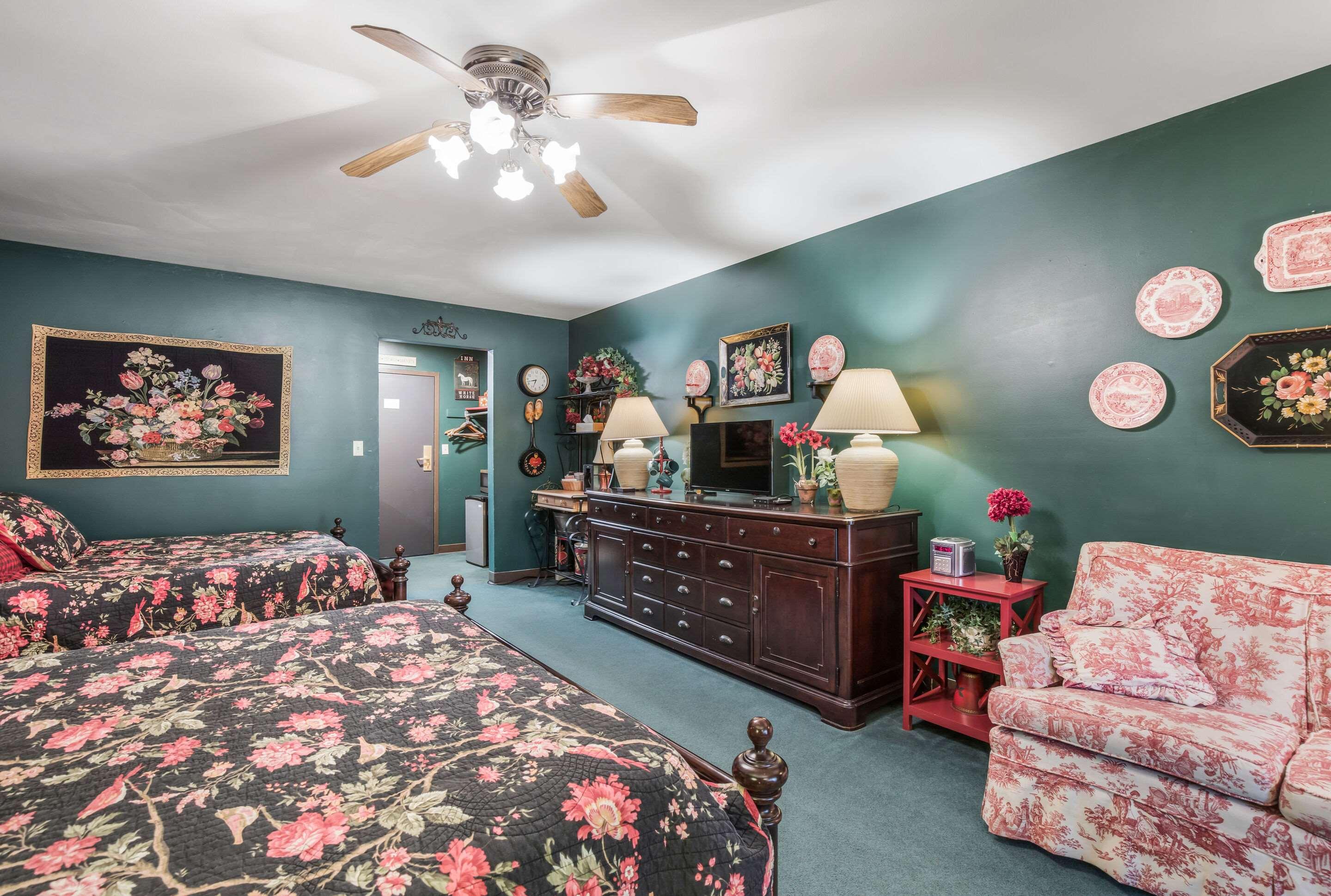 the shore club wisconsin ascend hotel collection